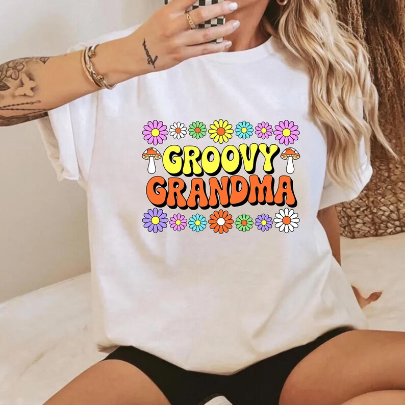 Hippie & Groovy PNG Bundle | Retro 70s Smiley Faces | Flower Power ...