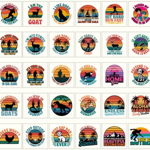 Könnte beinhalten: Eine Sammlung quadratischer Aufkleber mit verschiedenen Designs und Texten. Die Aufkleber zeigen Illustrationen von Tieren, Landschaften und Menschen, zusammen mit Sätzen wie "I like dogs" und "Aloha Hawaii". Die Farbpalette umfasst Sonnenuntergangsfarben und kräftige Schriftarten.