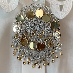 Ranghild - Lovely Traditional Norwegian Sølje Style Silver Plated Filigree Bunad Brooch Pin with Clovers and Gold Drops