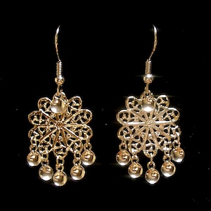 Rose - Traditional  Silver Filigree Flower Norwegian Sølje Style Earrings with Silver Drops