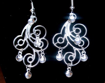 Silje - Traditional Norwegian Filigree Sølje Rosemal  Style Scroll Earrings with Silver Drops