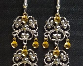 Becki - Lovely Cathedral Style Traditional Norwegian Sølje Silver Plated Cloverleaf Earrings with Gold or Silver Drops