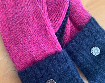 Size Medium, Shades of Pinks and Gray Up-Cycled, Re-Cycled, Vintage Wool/Polyester Blend Sweaters Polar Fleece Lined Mittens