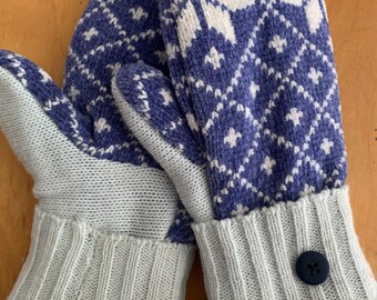 Size Small, White and Purple Up-Cycled, Re-Cycled, Vintage Wool/Polyester Blend Sweaters Polar Fleece Lined Mittens