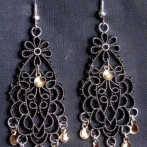 Kristi- Traditional Norwegian Antique Silver Flowers Sølje Style Earrings with Silver or Golden Drops