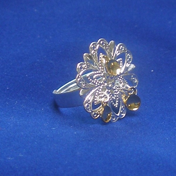 Birna - Lovely Traditional Norwegian Sølje Style Silver Plated Snowflake Filigree Ring with Gold Drops