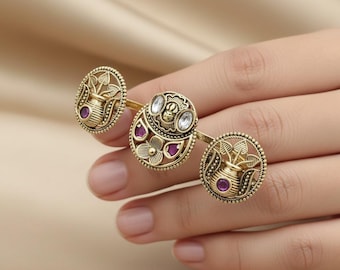 Antique two Finger Adjustable Ring – Kundan Floral Disc with Gold Plating