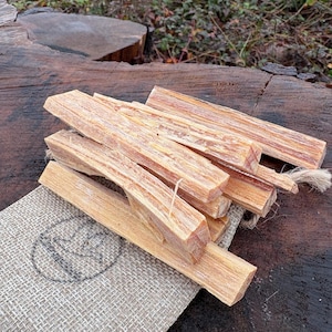 Natural Firestarter Sticks – Resinous Pine Kindling - Fatwood