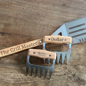 Grill Flipper & BBQ Shredder Set Big Green Egg Pork shredded grill master accessories utensils
