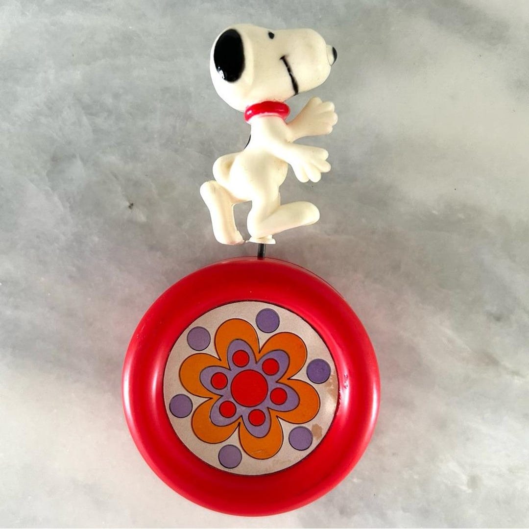 Vintage 1966 Snoopy Peanuts Bob-o-wheel Toy by Aviva Hong Kong - Etsy