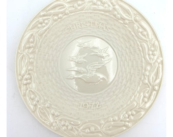 Belleek Irlanda Navidad 9" Plato 1972 Edición Limitada "El Vuelo de los Condes"