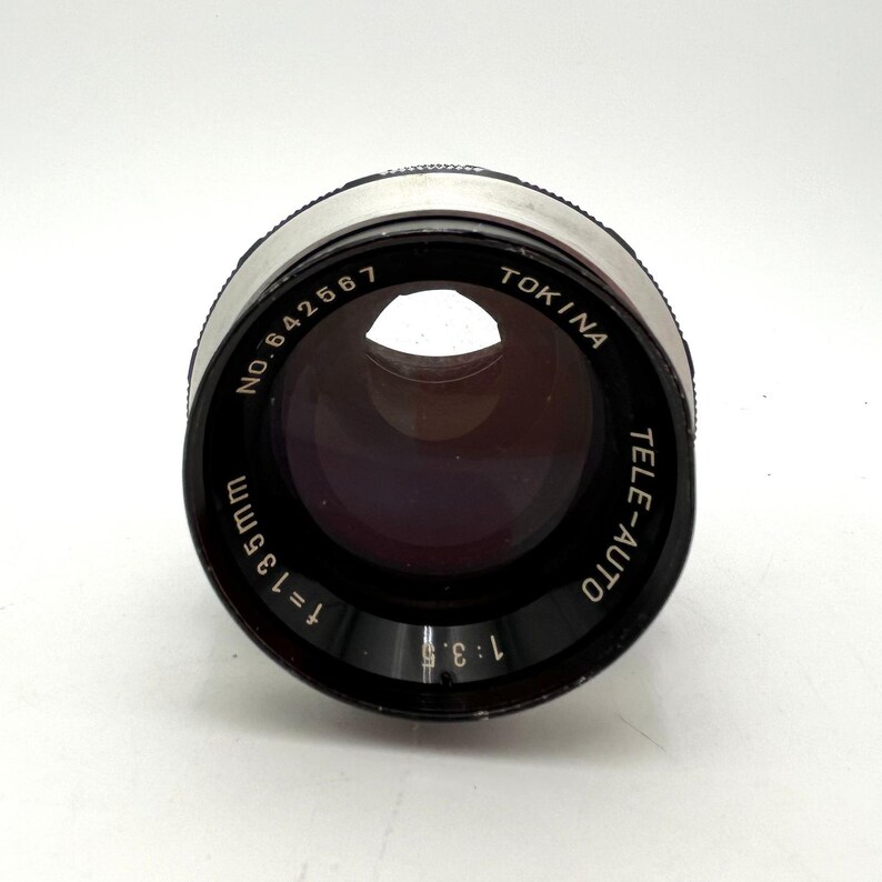 Objectif vintage Tokina Tele-Auto 135 mm f/3,5 à mise au point manuelle vintage avec étui image 3