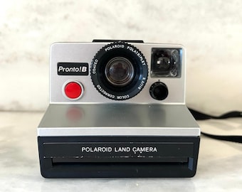 P1977 Polaroid Pronto! B Polatriplet Lens Land Camera Silver Black