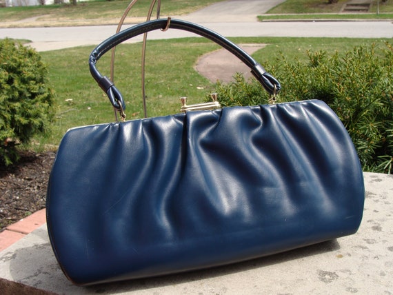 Vintage 1970s Navy Blue Handbag Purse Vinyl Faux … - image 5