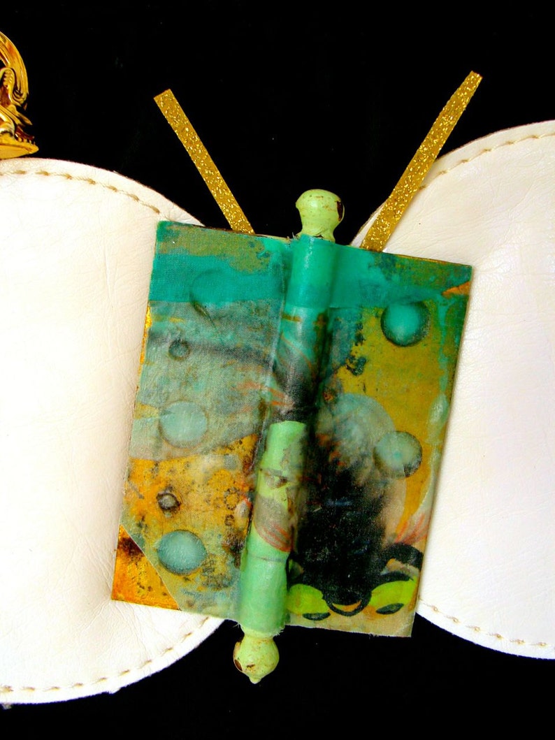 Vintage Handbag With Green Butterfly and White Circles Free Etsy