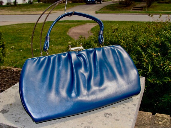 Vintage 1970s Navy Blue Handbag Purse Vinyl Faux … - image 1