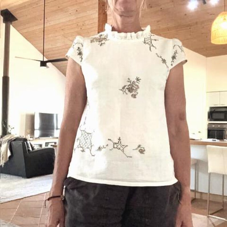 Maja Top PDF digital sewing pattern, Semifitted top with twentyfive different style views. image 14