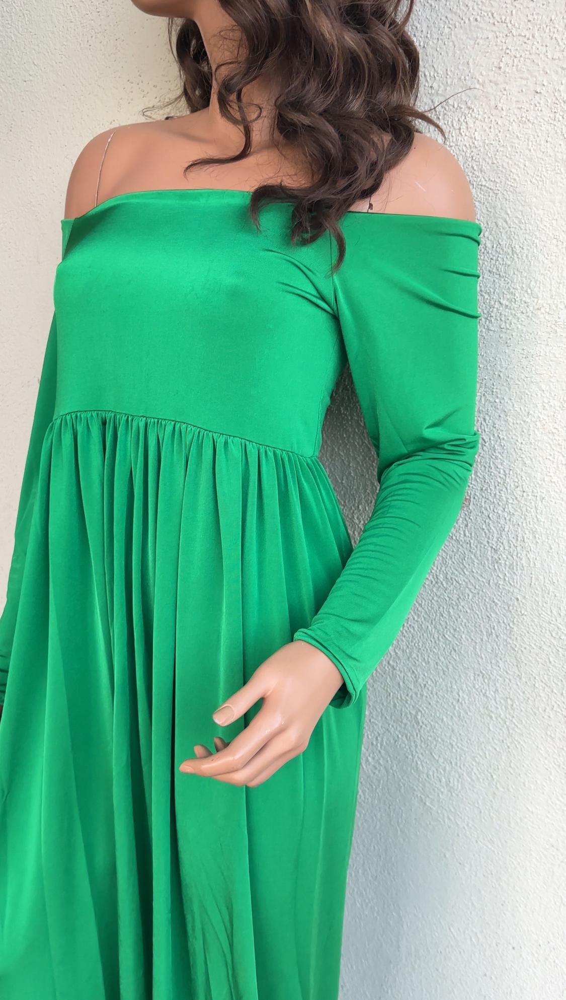 green emerald velvet dress Liz Lange Maternity Size L Green Short Cap Sleeve Dress  The Sequel Shop