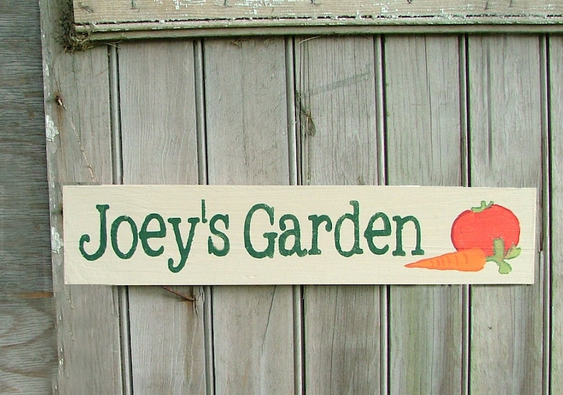 Custom Name Garden Sign Wooden Personalized Garden Decor Gift for Grandma Teacher Appreciation image 1