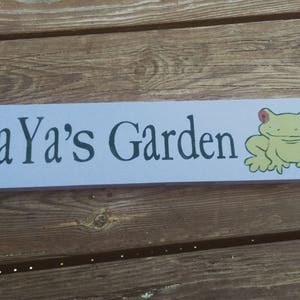 Custom Name Garden Sign Wooden Personalized Garden Decor Gift for Grandma Teacher Appreciation image 2