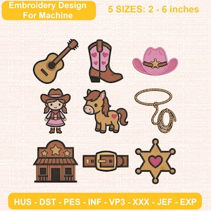 Puede incluir: Conjunto de diseños de bordado a máquina con nueve iconos de temática western: guitarra, bota rosa con corazones, sombrero de vaquero rosa, personaje, poni marrón, lazo, edificio, hebilla y estrella. Texto: Embroidery Design For Machine, 5 SIZES: 5 - 15 cm, HUS - DST - PES - INF - VP3 - XXX - JEF - EXP.