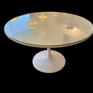 Vintage 70s Space Age Round Tulip Table In The Style of Alexander Begge for Casala