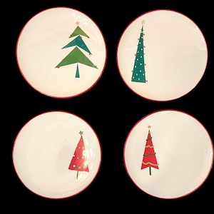 Vintage Y2K Set of Four Christmas Tree Salad or Dessert Plates by Tag