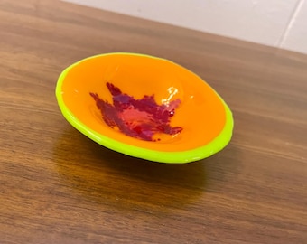 Vintage 1970s Small Round Fused Glass Trinket Dish