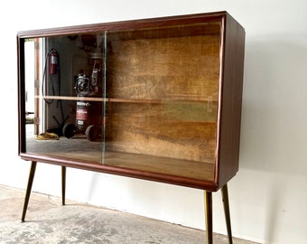 Vintage Mid Century Modern Display Cabinet