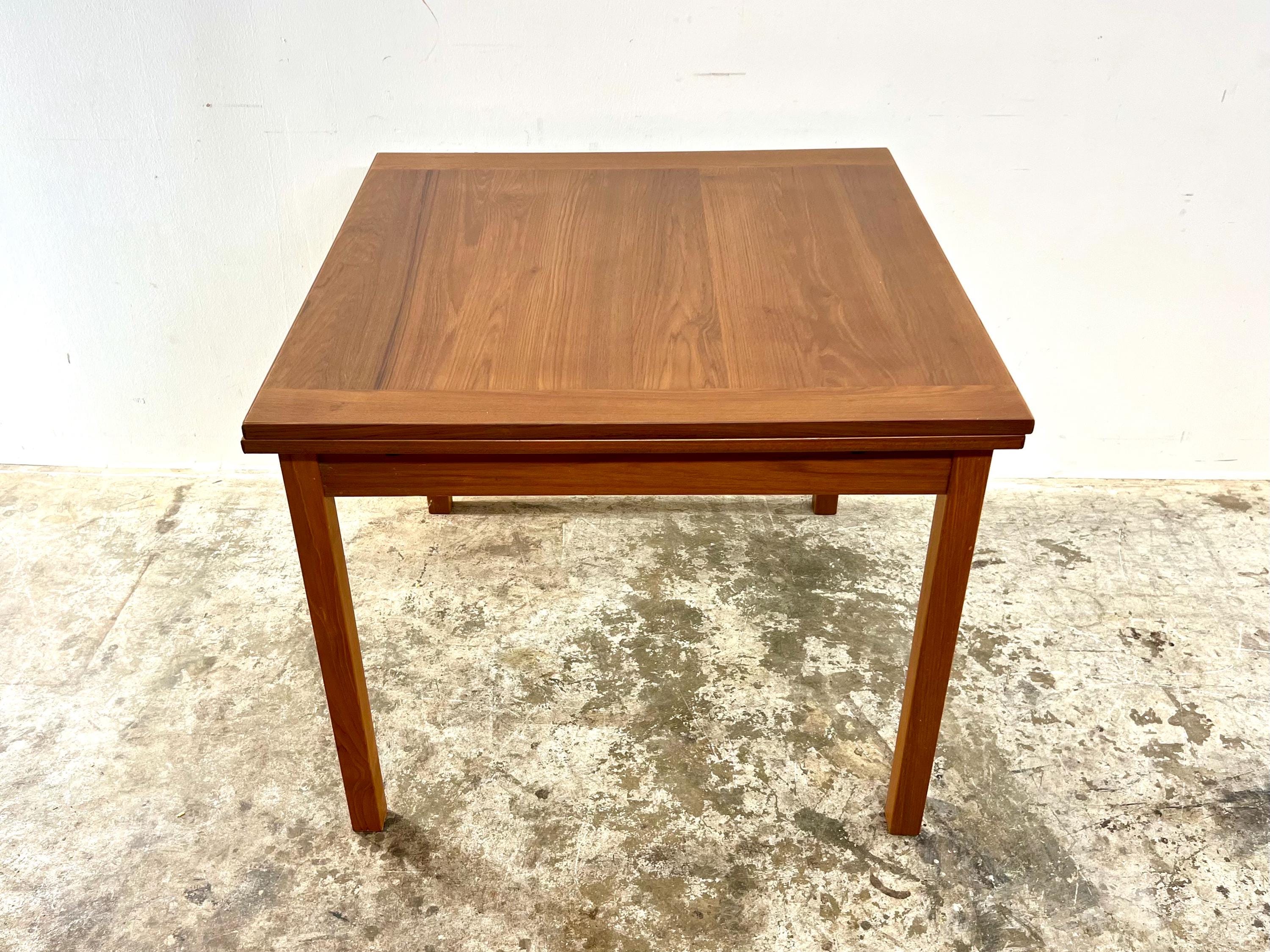 Denmark teak テーブル Mid Century Classic Teak Dining Table and 6 Chairs - Denmark