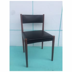 Vintage 1960s Mid Century Modern J.L. Moller Teak Chair Dining or Desk Made In Denmark