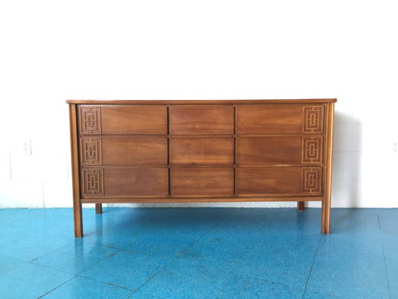 Vintage 1960s Mid Century Modern Low Profile Walnut Tv Console Etsy