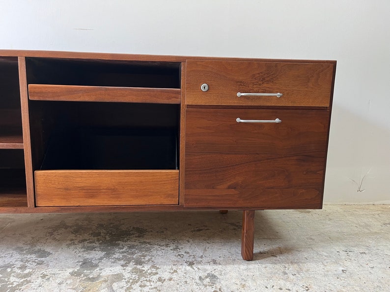 Vintage 1960s Jens Risom Mid Century Modern Walnut and Stainless Steel Credenza image 10