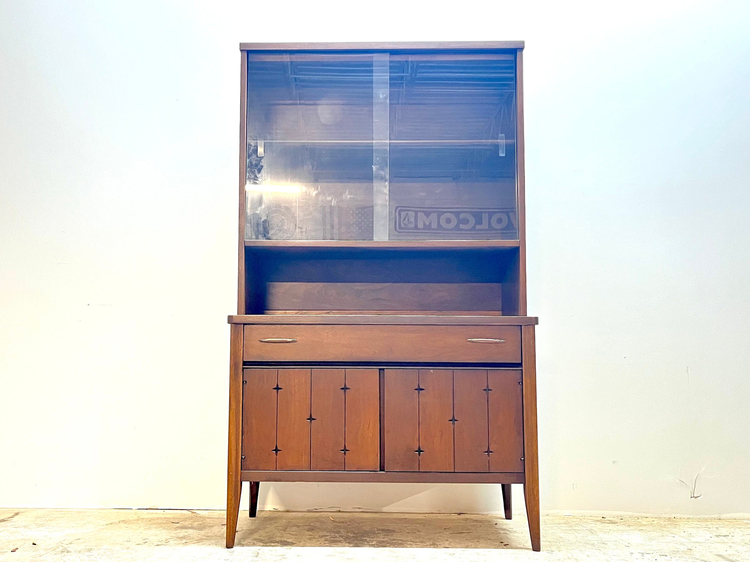 Vintage 60s Broyhill Premier Saga Collection Walnut China Hutch