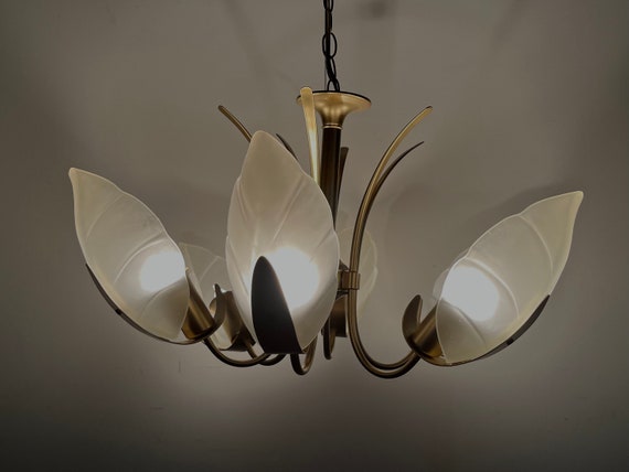 Modern 2024 leaf chandelier