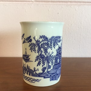 Vintage 1980s Blue White Pagoda Transferware Coffee Mug image 3