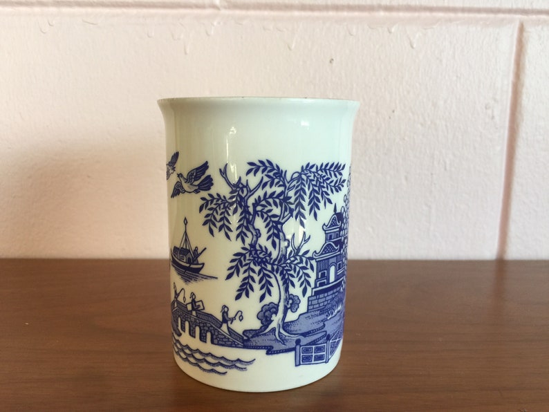 Vintage 1980s Blue White Pagoda Transferware Coffee Mug image 3