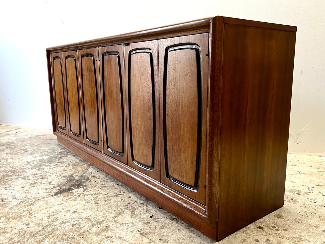 Vintage 70s Broyhill Premier Emphasis Walnut Crendaza or Sideboard