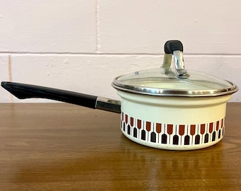 Vintage 1970s Enamel Sauce Pan with Lid and Mod Graphic by Moneta