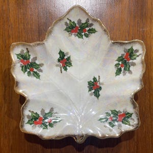 Vintage 1960s Holly Berry Candy Sish by Lusterware