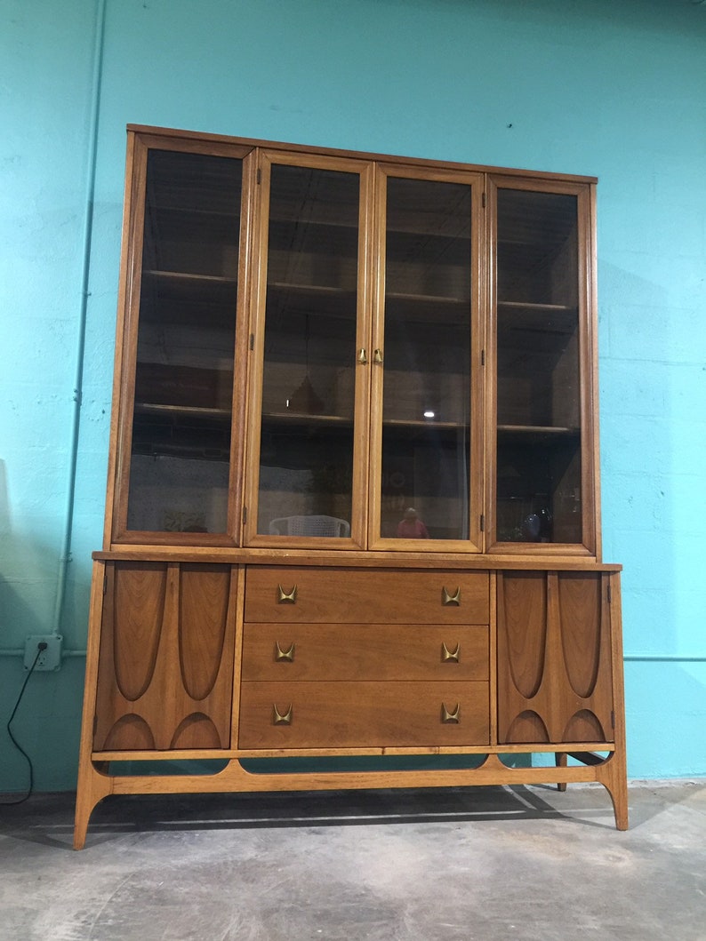 Vintage 1960s Mid Century Broyhill Brasilia 2 Pc China Cabinet Etsy