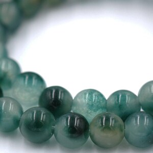 8mm Sea Green Mashan Jade Beads Smooth - 15 inch strand