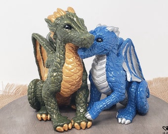Cuddling Dragons Wedding Cake Topper - Realistic Dragon Bride and Groom