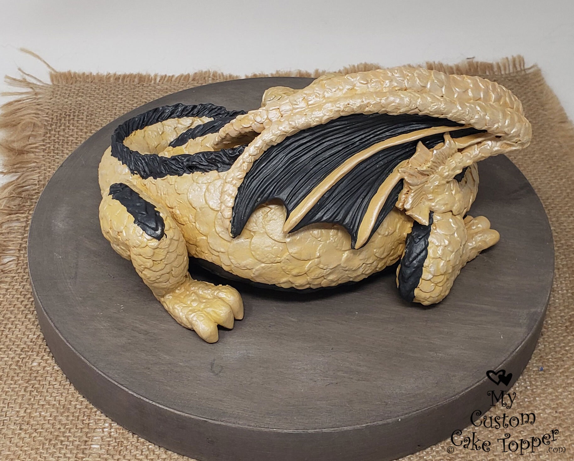 Phil's Hobby Stop - Sleeping Dragon Cake Pan (As seen on Facebook