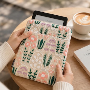 Embroidered Floral Kindle Sleeve, Padded E-Reader Case for 6–7 Inch Kindle Paperwhite Oasis Kobo