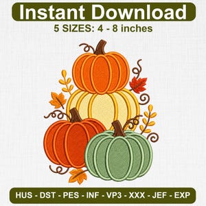 Puede incluir: Un diseño de bordado con cuatro calabazas apiladas en naranja, amarillo y verde, con tallos marrones, zarcillos y hojas de otoño. Texto: Instant Download, 5 SIZES: 10,16 - 20,32 cm, HUS - DST - PES - INF - VP3 - XXX - JEF - EXP.