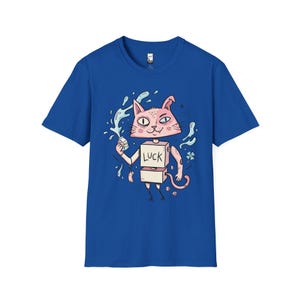 Maglietta con gatto robot surreale / Maglietta grafica con gatto rosa portafortuna, maglietta indie lowbrow art Royal