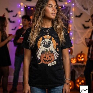 Ghost Cat Halloween Shirt | Spooky Kitten T Shirt | Cute Loot Graphic Tee | Retro Pumpkin Fall Top | Funny Cat Lover Clothes | Unisex Gift