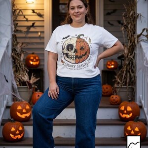 Spooky Season Halloween Shirt | Skull Pumpkin T Shirt | Retro Horror Graphic Tee | Creepy Fall Outfit | Gothic Autumn Wear | Unisex Gift