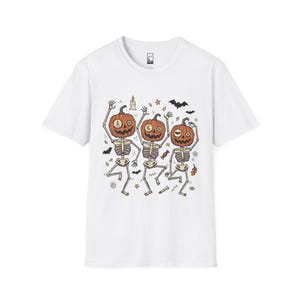 踊るカボチャの骸骨Tシャツ｜ハロウィン ジャック・オー・ランタン White
